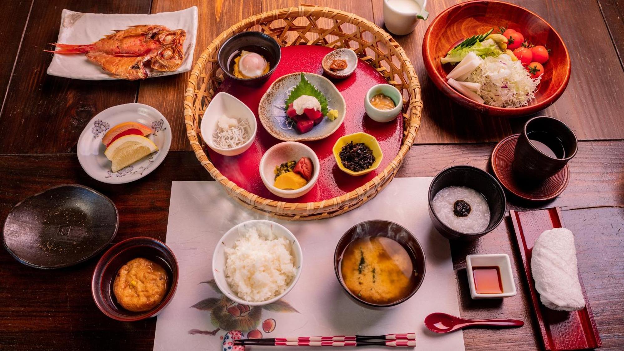 森の入り江の離れ宿 無雙庵枇杷 Izu  Eksteriør billede